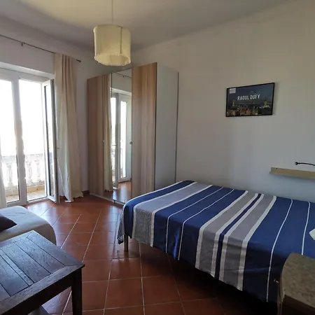 1 A 4 Personnes, Balcon Vue *