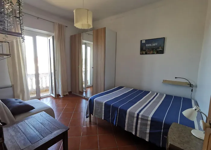 1 à 4 Personnes, Balcon Vue *